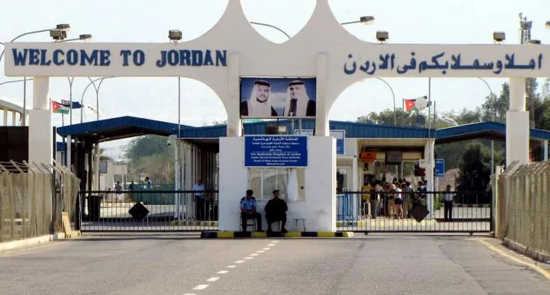 إعادة فتح جسر الملك حسين بعد الإغلاقات