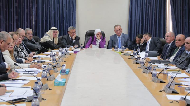 العمل النيابية تبحث شمول التشغيل غير التقليدي بالضمان