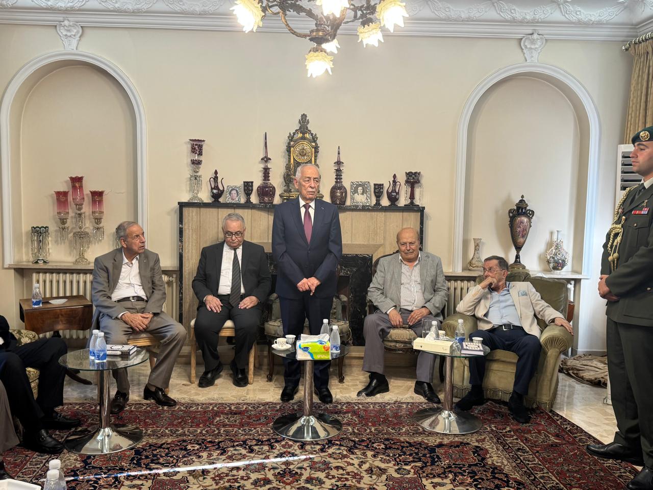 العيسوي يعزي عشيرة التلهوني
