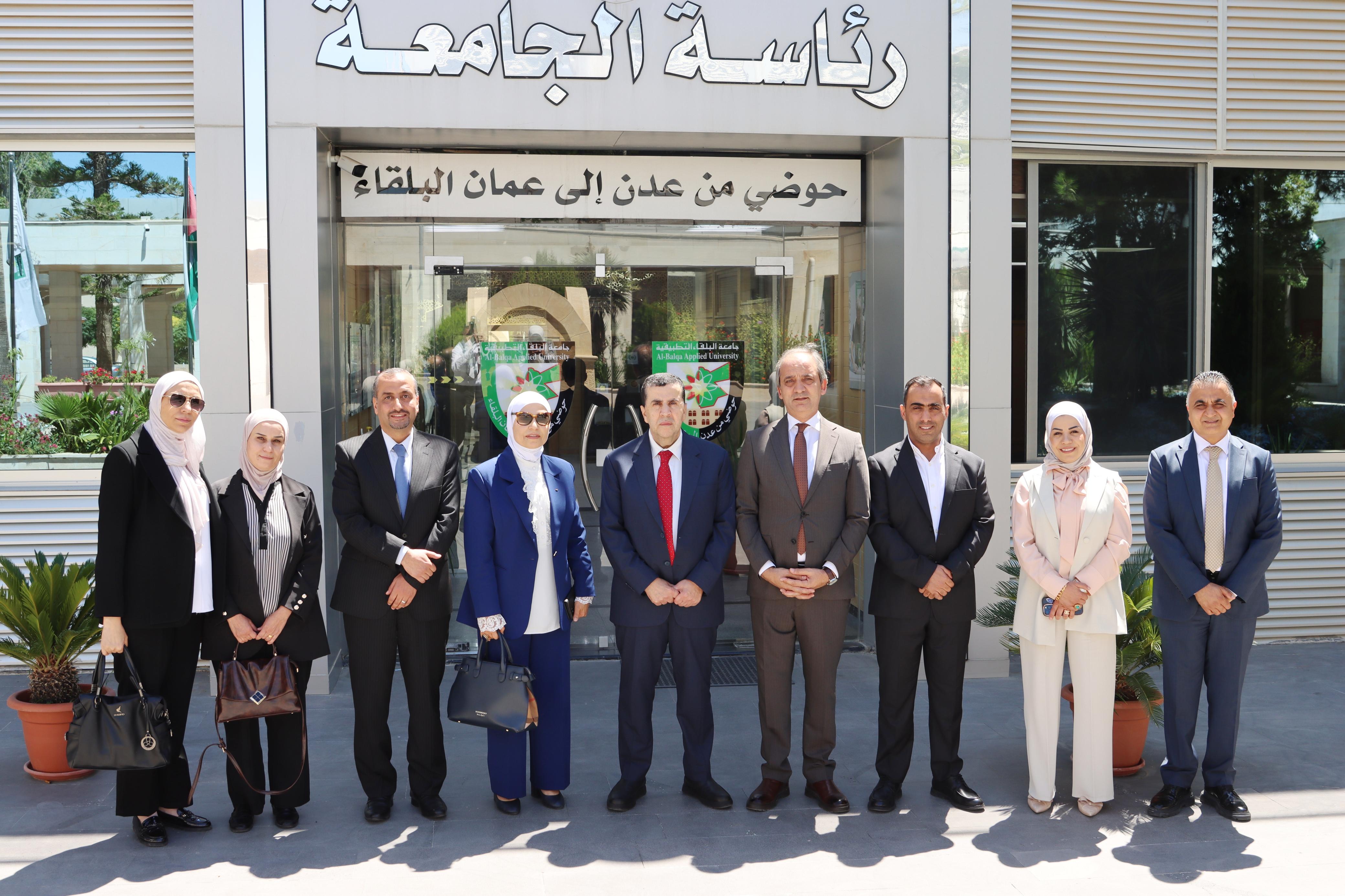 البلقاء التطبيقية توقع مذكرة تفاهم مع وزارة العدل