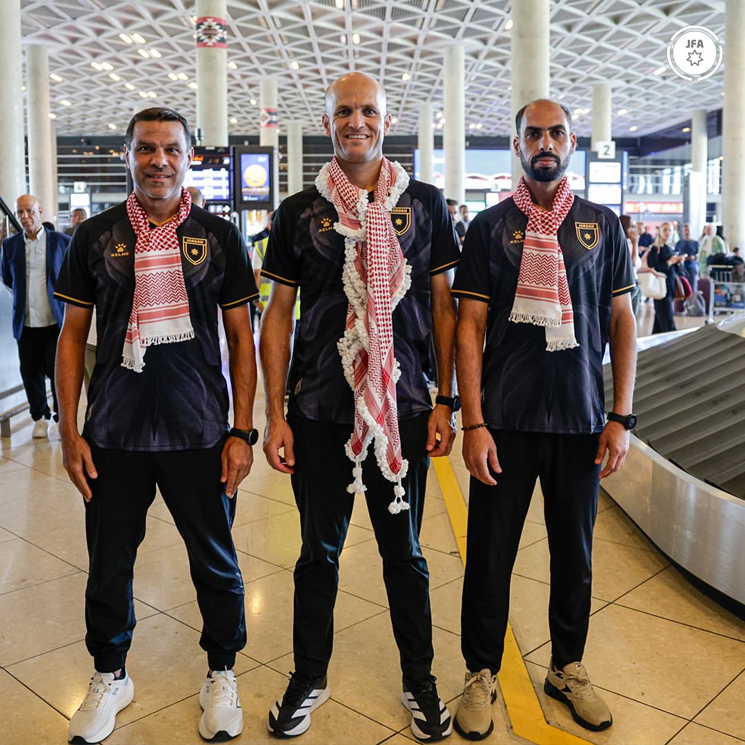 لقطات من استقبال الطاقم التحكيمي الأردني المشارك بكأس العالم 2026  ..  صور