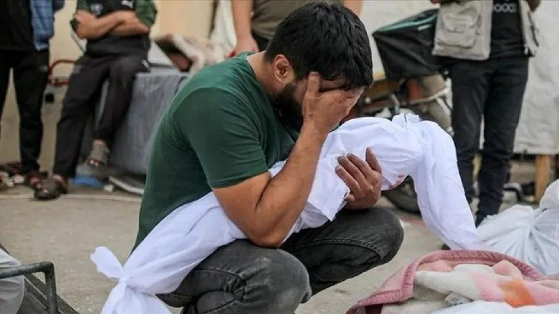 استشهاد طفل فلسطيني متأثرا بإصابته برصاص الاحتلال بخان يونس
