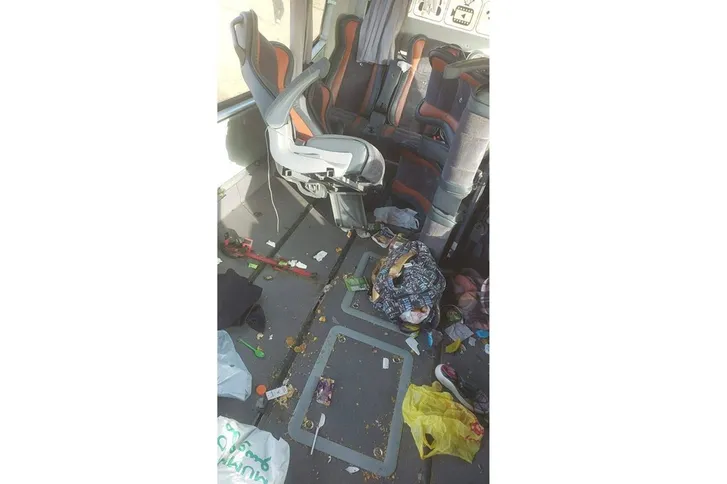 الخارجية تتابع حادث تعرضت له حافلة معتمرين أردنيين في السعودية