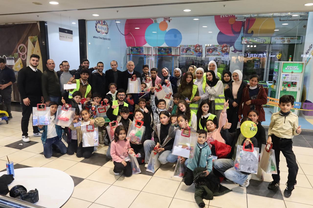  العربية للتكنولوجيا تدخل الفرح إلى قلوب الأيتام بإفطار رمضاني 