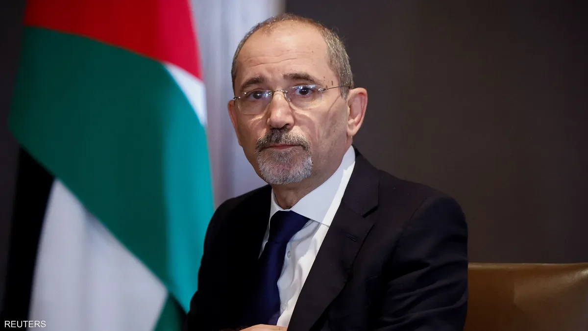الصفدي يطالب بعواقب حقيقية لردع إسرائيل