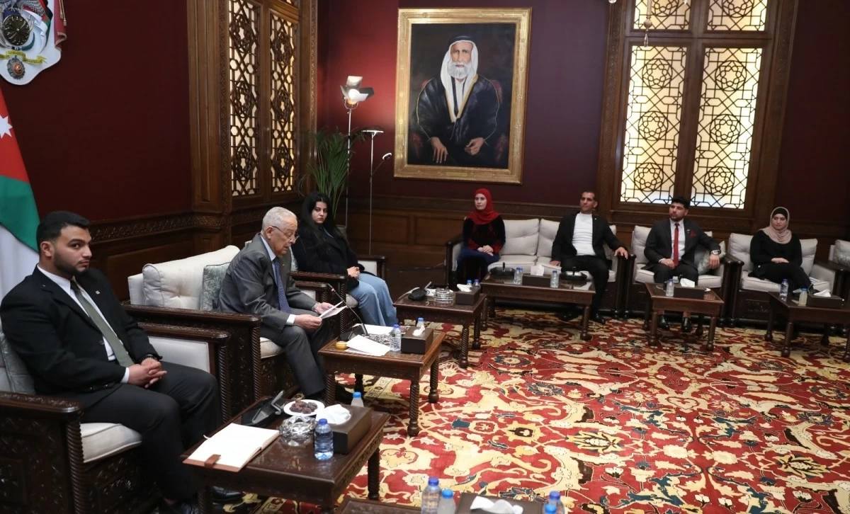 العيسوي يلتقي وفدين من سيدات البادية الجنوبية ومبادرة أفق التغيير