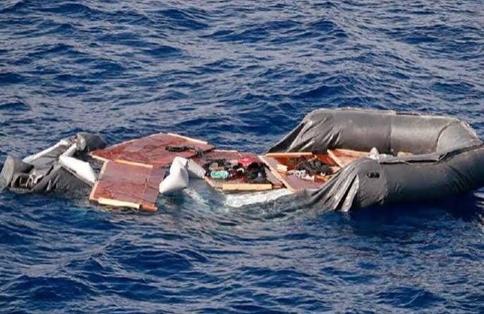 مصرع 51 شخصًا في انقلاب قارب بنهر شمال غرب نيجيريا