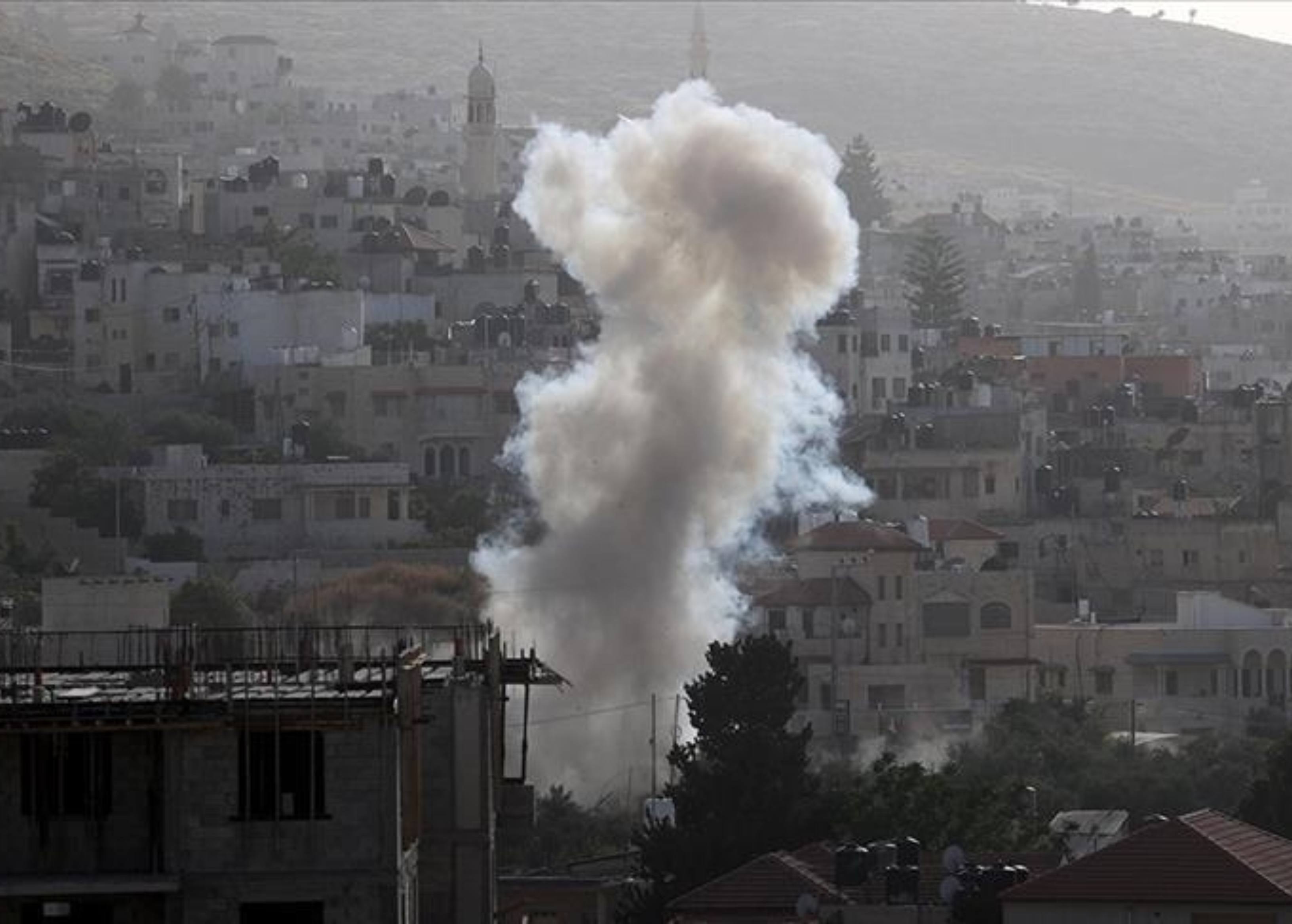 إصابة فلسطينيين اثنين بقصف من مسيرة إسرائيلية على مدينة غزة