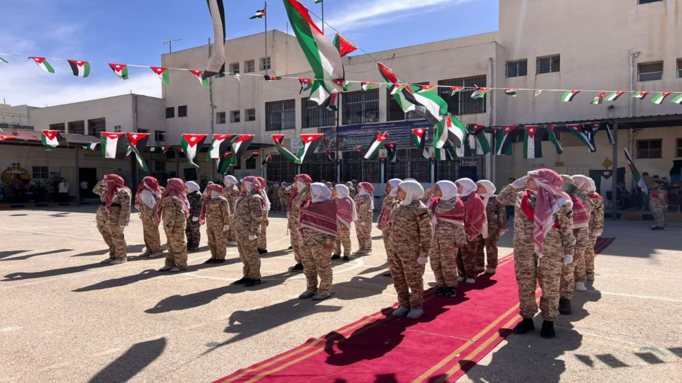 جرش ..  تخريج 180 طالبا مشروع التدريب العسكري والتربية