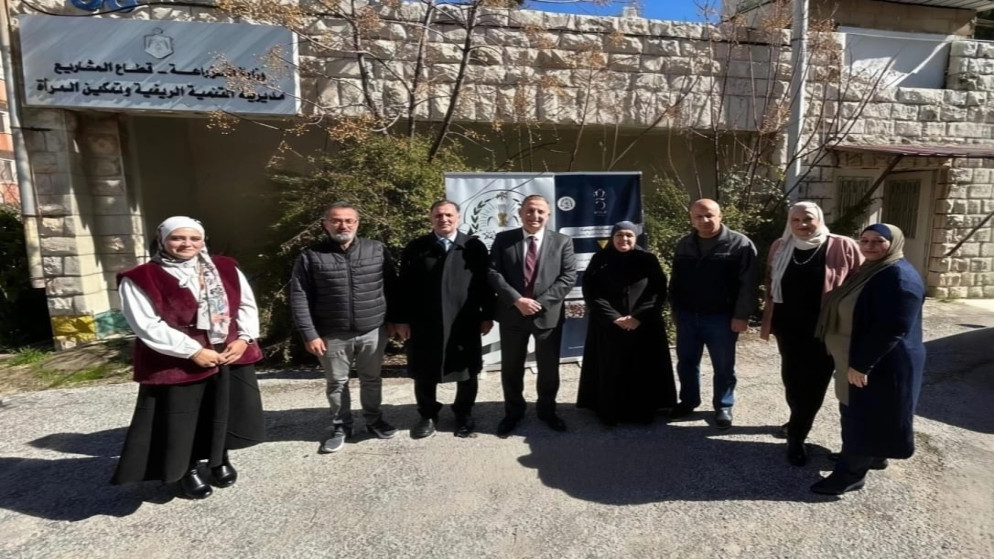 وزير الزراعة يتفقد مديرية التنمية الريفية وتمكين المرأة