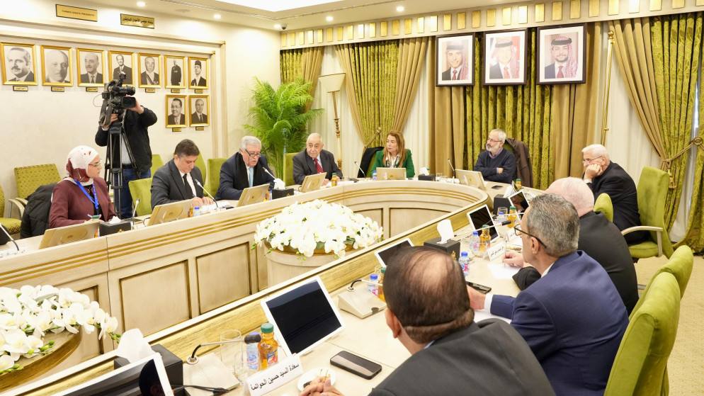 خدمات الأعيان تبحث جاهزية قطاع النقل