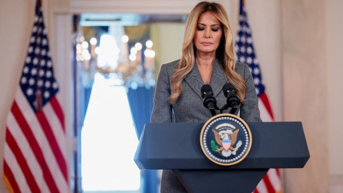 ميلانيا تبرئ نفسها من قضايا إبستين ..  فماذا عن ترامب