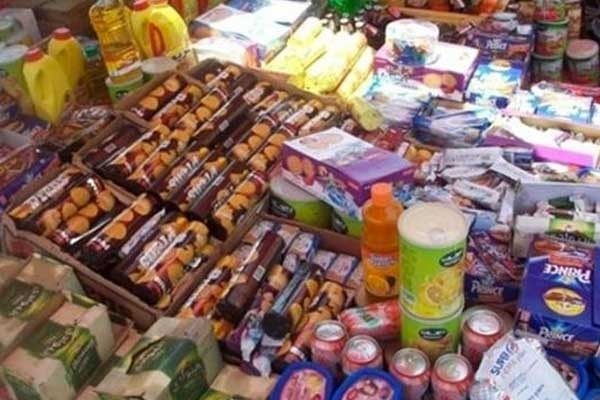 إتلاف مواد غذائية غير صالحة للاستهلاك في مادبا