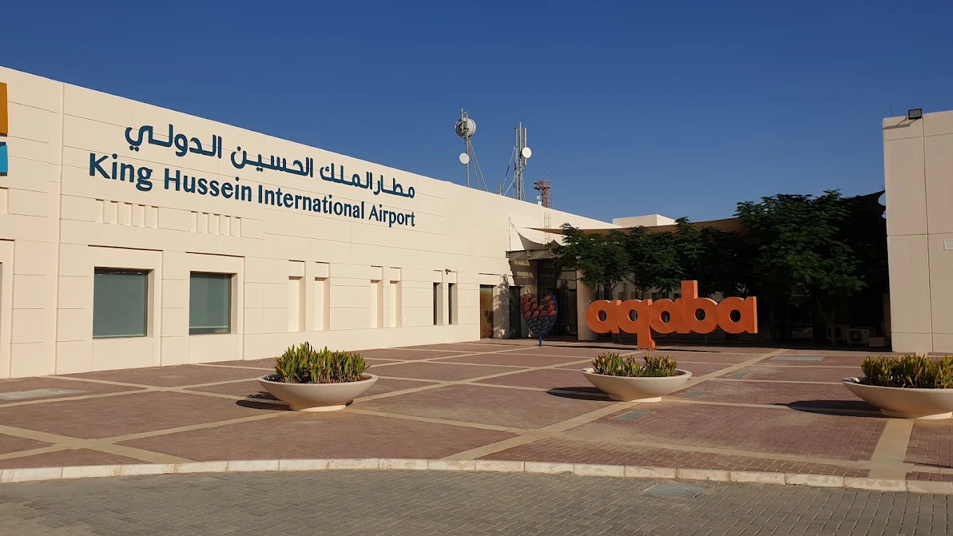 مطار الملك الحسين يستقبل أولى الرحلات القادمة من الرياض