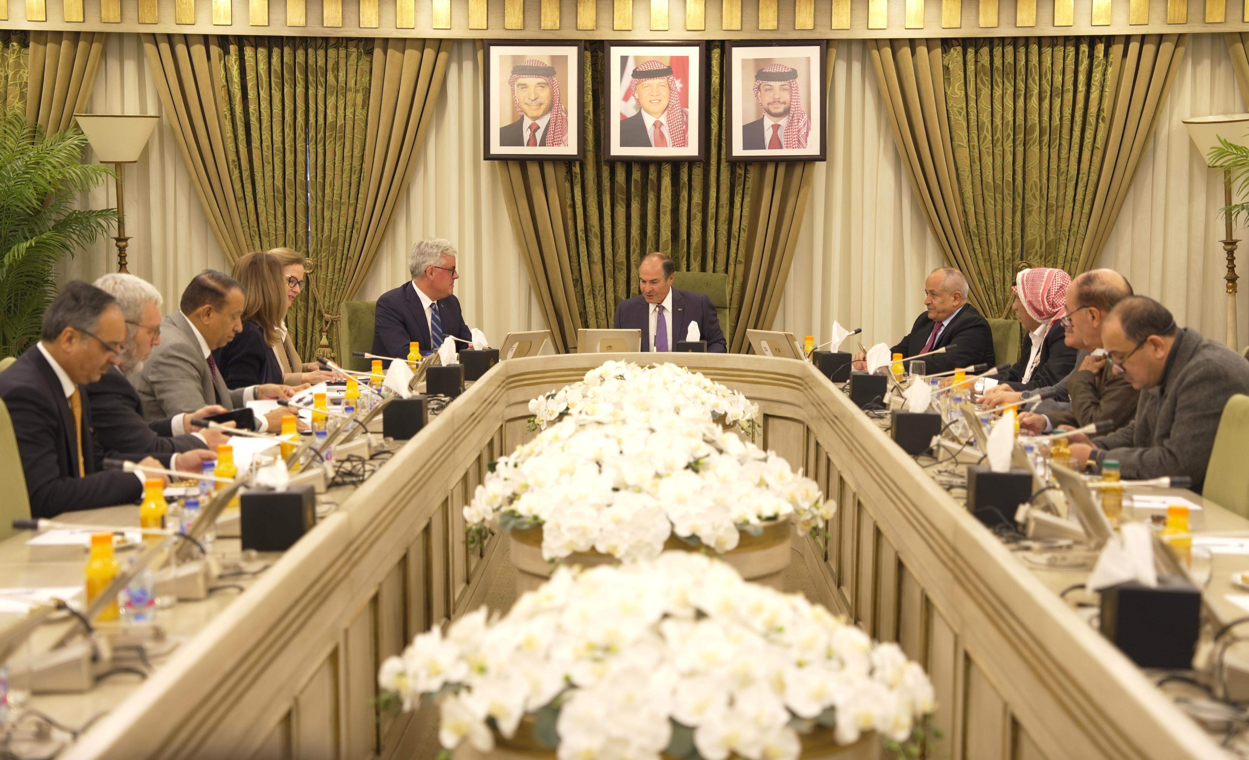 خارجية الأعيان تبحث تعزيز العلاقات الأردنية الكندية 