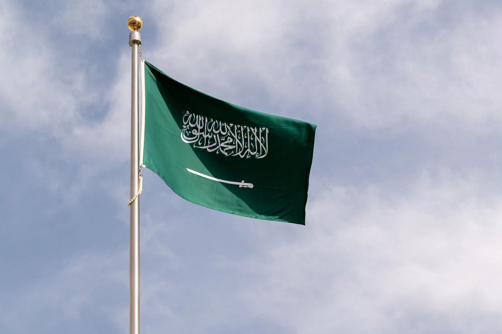 السعودية واليمن وقطر ترحب ببيان مجلس الأمن إزاء هجمات الحوثيين