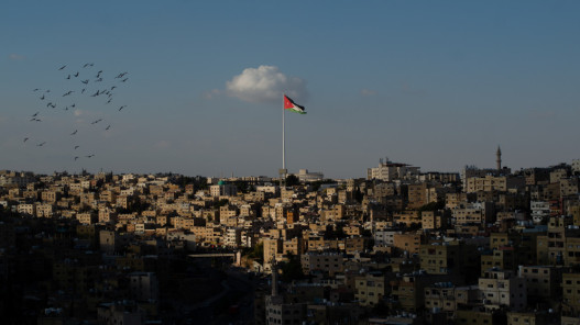 احتمال ضعيف لهطول زخات خفيفة محلية من المطر بالشمال