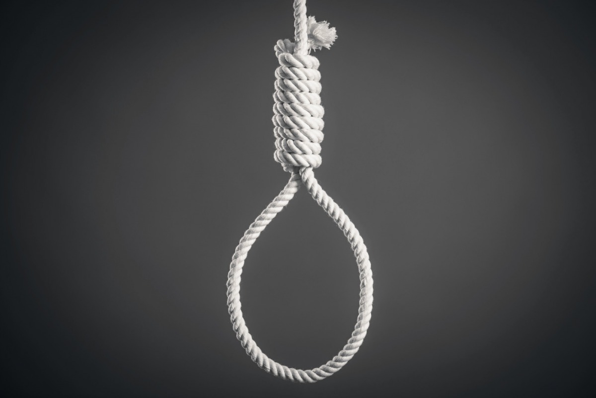 خمسيني يشنق نفسه في عين الباشا
