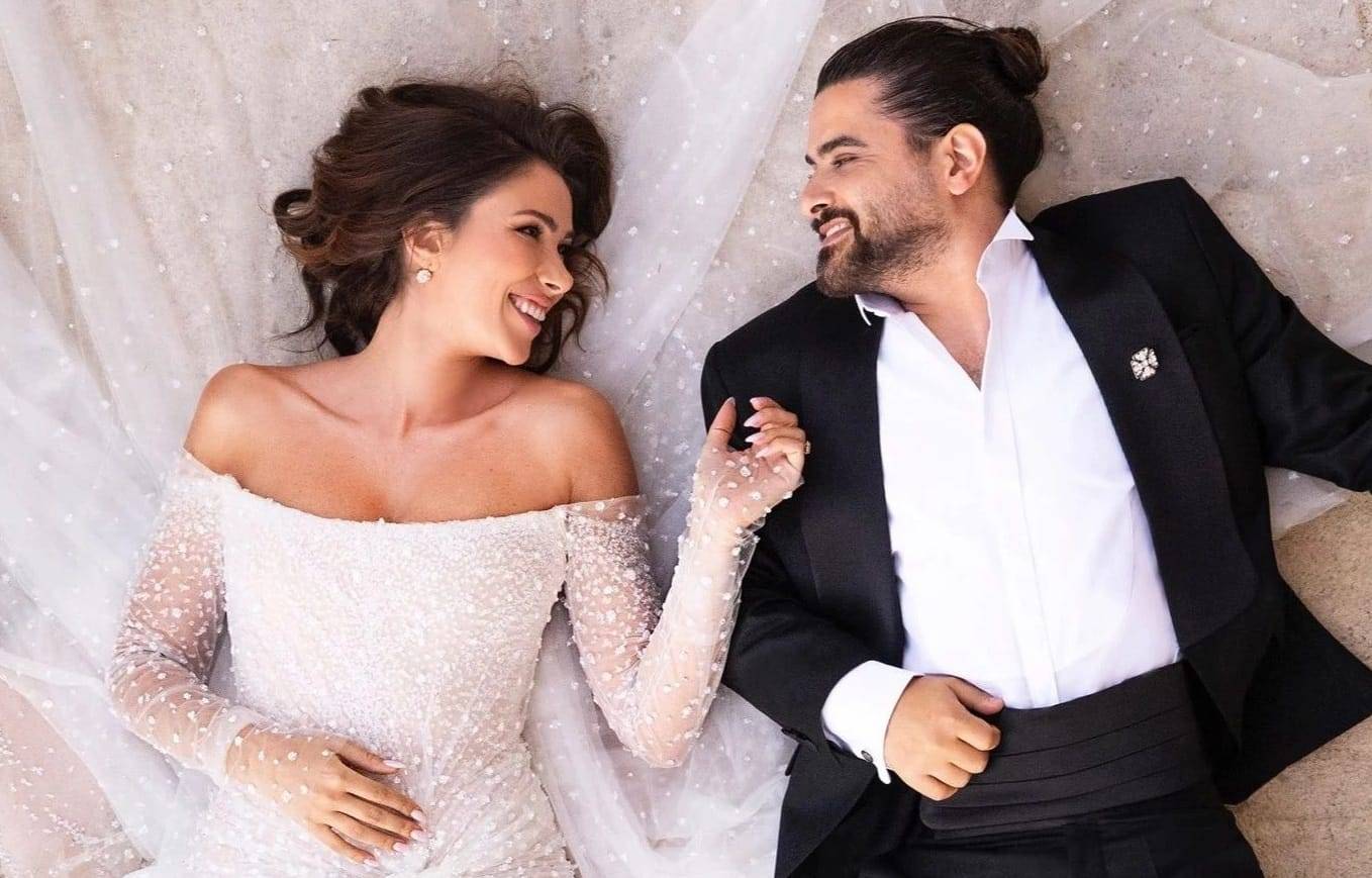 ناصيف زيتون ودانييلا رحمة يرزقان بمولودهما الأول إلياس  ..  فيديو