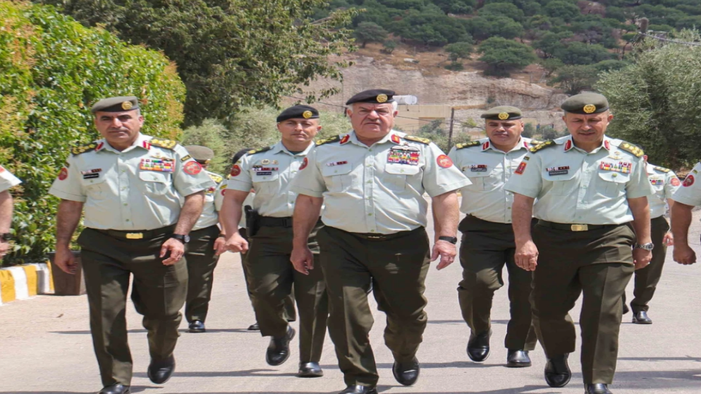 الحنيطي يزور قيادة المنطقة العسكرية الشمالية
