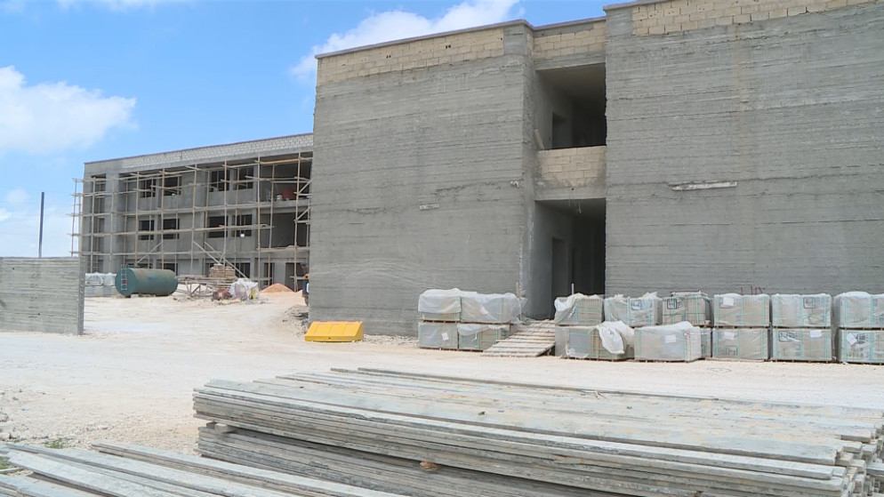 %60 نسبة الإنجاز في مشروع مدرسة الطفيلة النموذجية