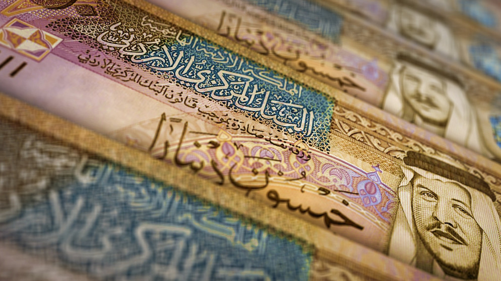 توقعات بنمو الاقتصاد الأردني نتيجة زيادة الرواتب