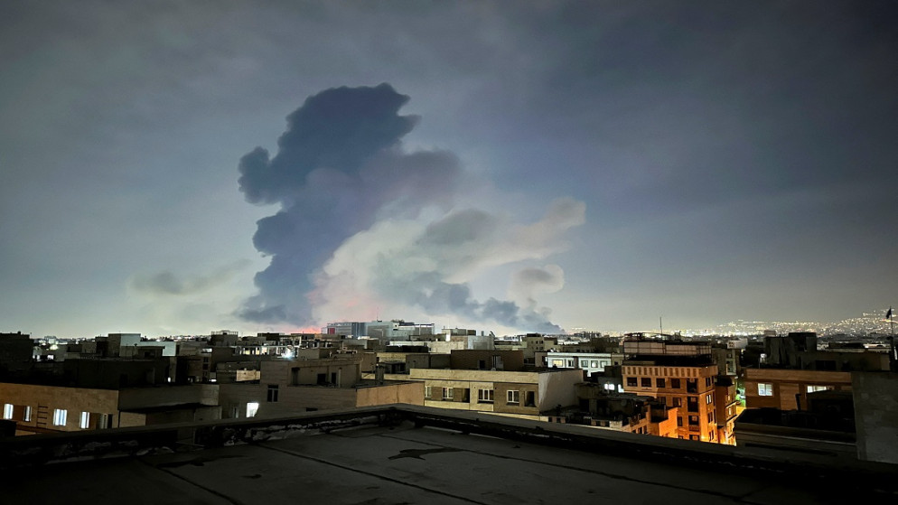 دول تقرر إغلاق سفاراتها أو نقلها من طهران ..  أسماء