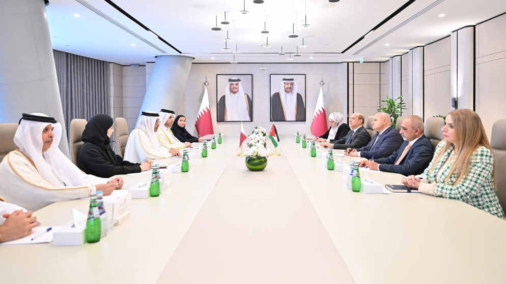 بحث زيادة الاستفادة من الكفاءات الأردنية في السوق القطري