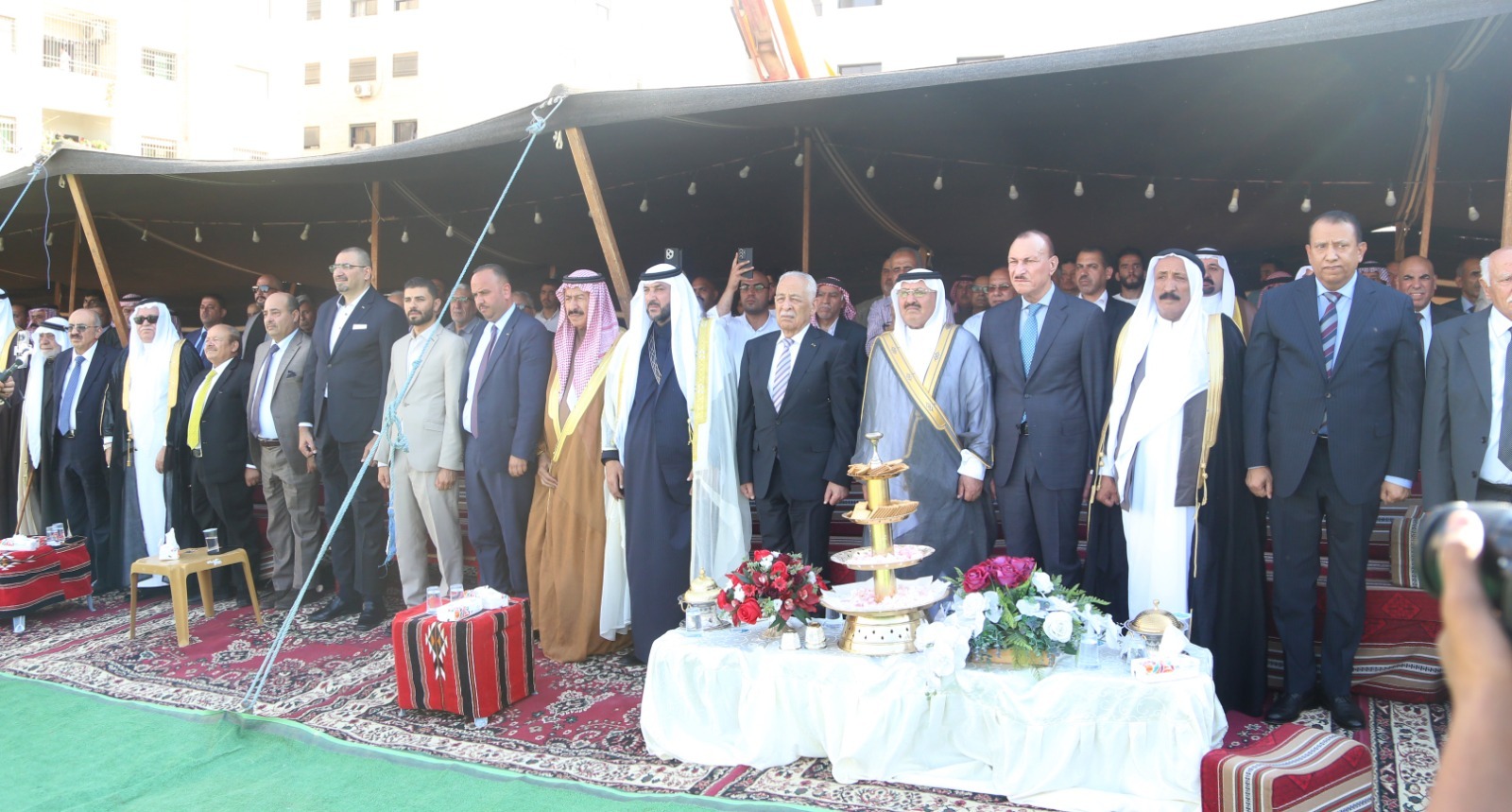 العيسوي يرعى حفل عشيرة الحويان بالذكرى الثمانين للاستقلال