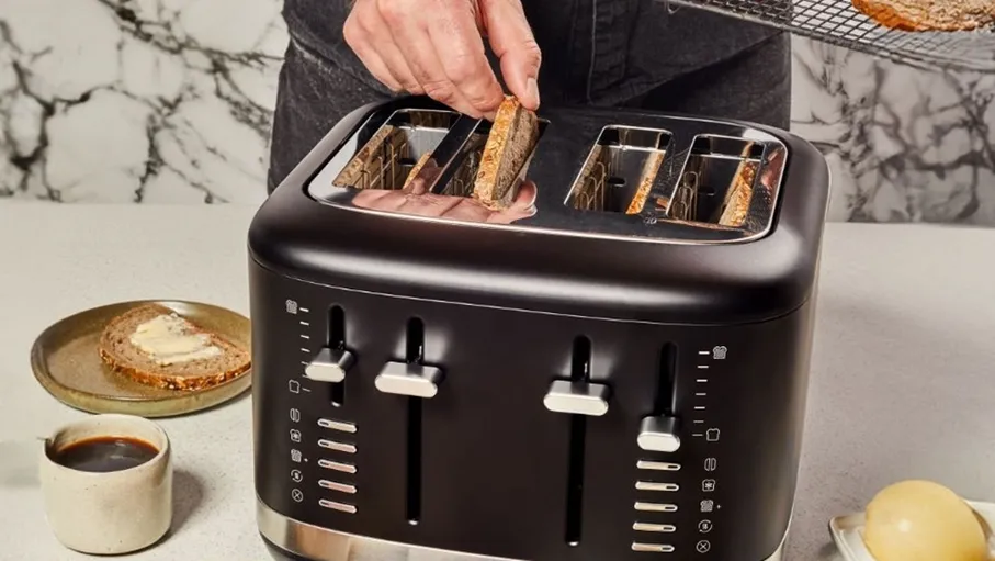 5 أجهزة منزلية يجب فصلها عن الكهرباء قبل مغادرة المنزل 