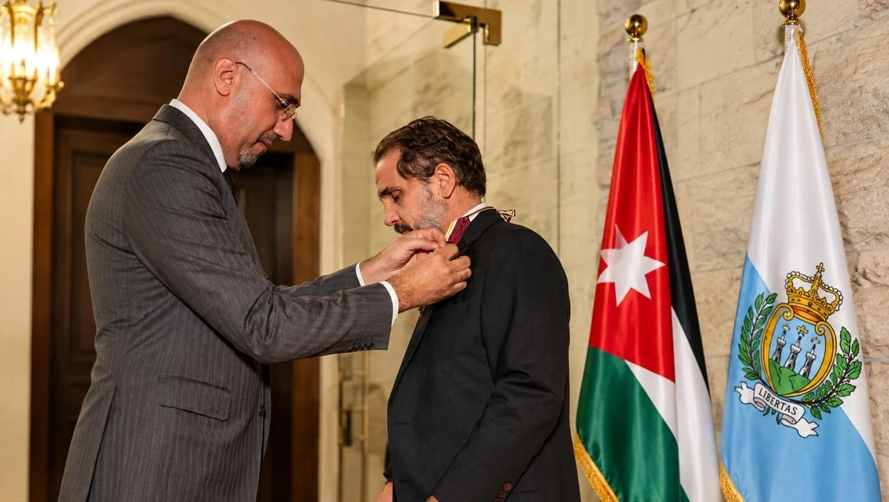 سان مارينو تمنح الأمير مرعد وسام "سانتا أغاثا" برتبة كوماندر 