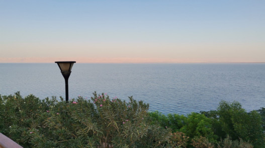 البحر الميت يكتسح نسب إشغال الفنادق مع عطلة العمال