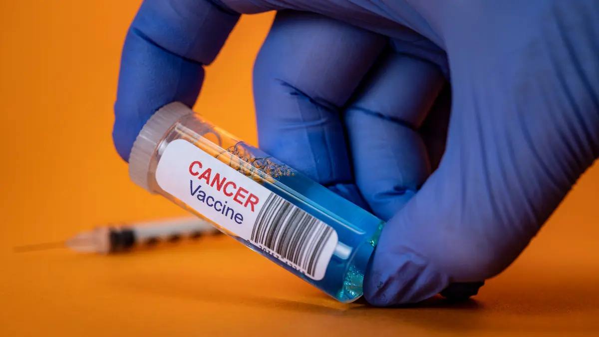 روسيا تبدأ استخدام أول لقاح  لعلاج سرطان الجلد