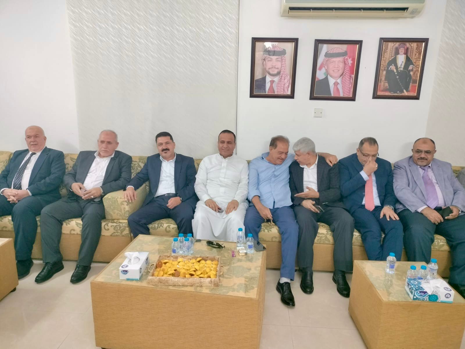نادي الجالية الأردنية في عُمان يتبادلون التهاني بمناسبة العيد