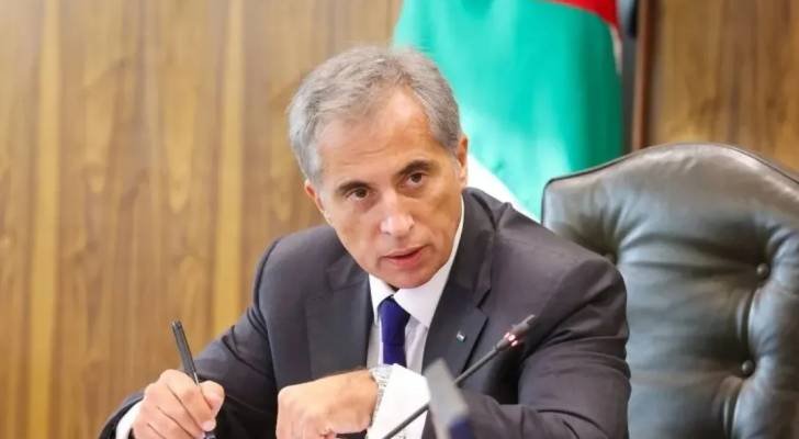 رئاسة الوزراء: بدء العمل فورا على إعداد موازنة 2026