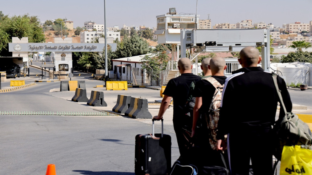 بدء التحاق الدفعة الثالثة من مكلفي خدمة العلم