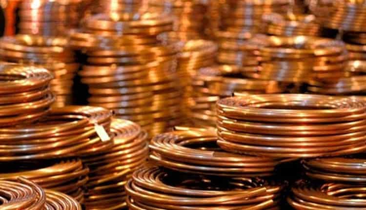 النحاس والمعادن الأساسية تستهل العام على مكاسب