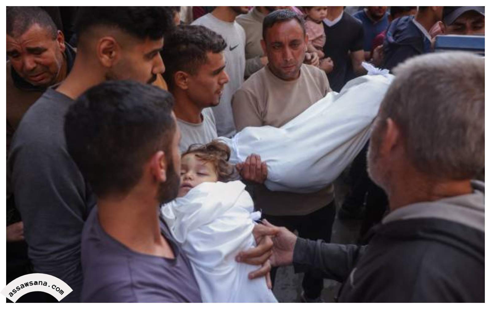 استشهاد 5 نازحين بينهم طفلتان بقصف على خان يونس