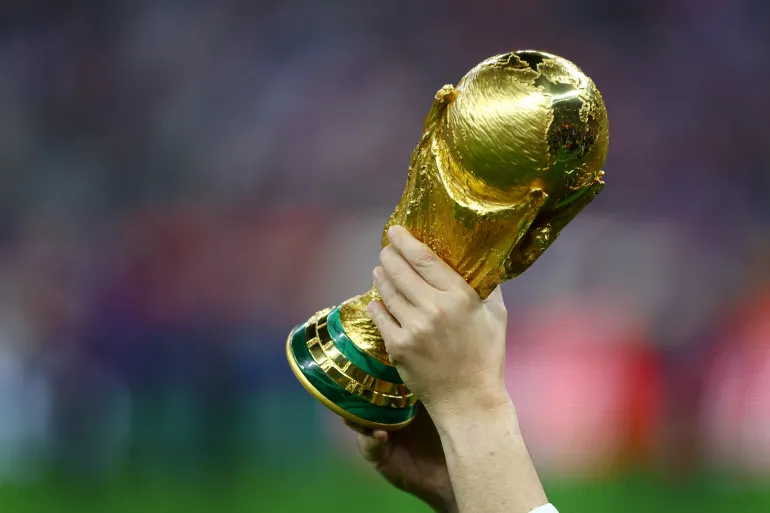 المنتخبات المتأهلة والمودعة لكأس العالم ..  أسماء