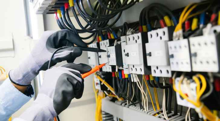 فصل الكهرباء عن مناطق بلواء الوسطية .. الأربعاء