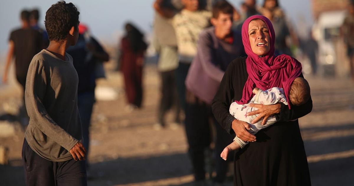خيام النازحين تحت القصف  ..  العدوان الإسرائيلي يتصاعد على غزة