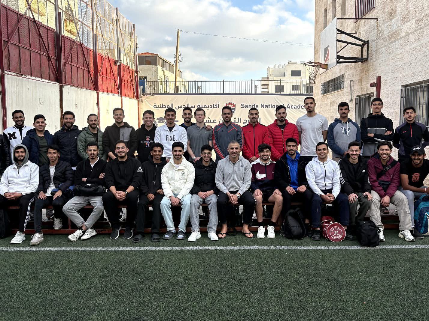 مركز إعداد القيادات الشبابية يختتم دورة الإنقاذ المائي للذكور في عمّان