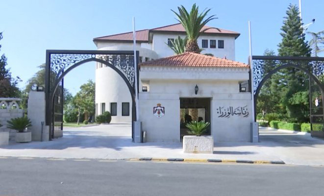 تمديد العمل بإعفاءات وخصومات ضريبة الأبنية والأراضي 