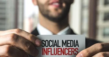 نصائح صناع محتوى دبي للحفاظ على ثقة الجمهور