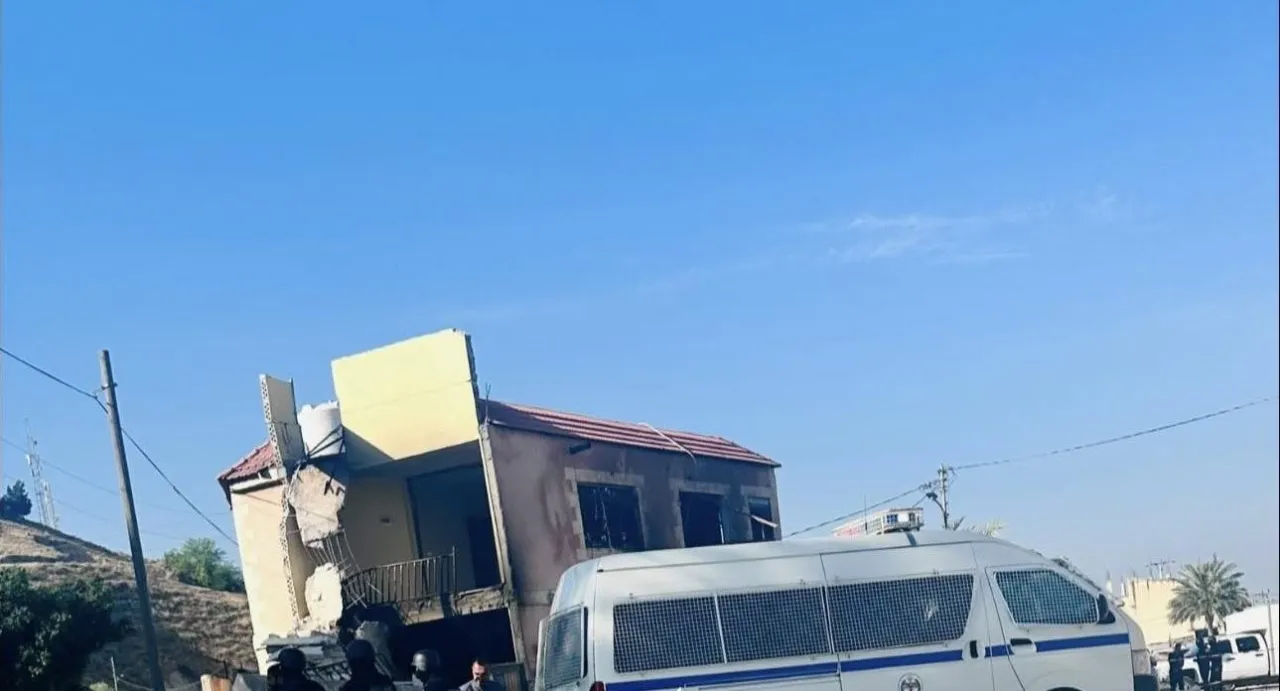 8 إصابات جراء حريق داخل شاليه في إربد