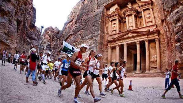 بين الخزنة والسيق ..  انطلاق ماراثون البترا 2026