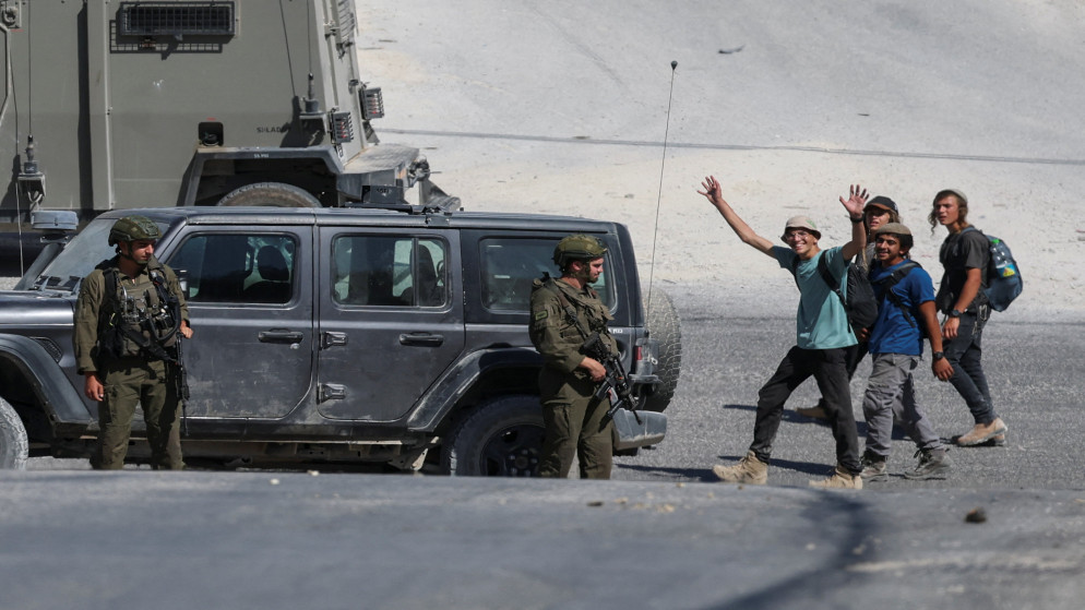 مستوطنون يهاجمون منازل الفلسطينيين في قرية تل جنوب نابلس