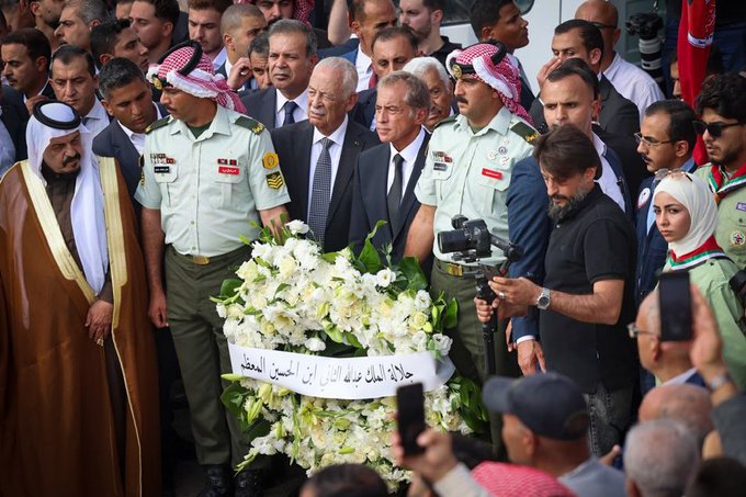 حسان والعيسوي بين المشيعين ..  الكرك تودع شهداءها التسعة