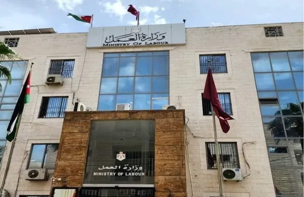 العمل تعلن نتائج قوننة أوضاع العمالة غير الأردنية