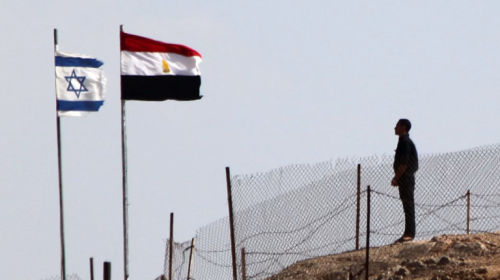 تقرير:مصر ترفع مستوى التأهب العسكري شمال سيناء
